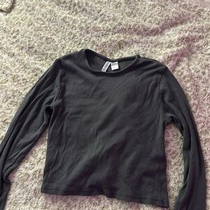 grey top from forever 21